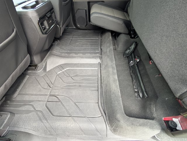 Used 2025 Chevrolet Silverado 1500 ZR2 w/ Technology Package AWD/4WD image 15