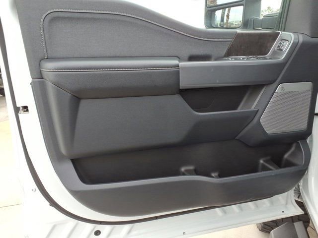 Used 2023 Ford F250 Lariat w/ Lariat Ultimate Package image 12