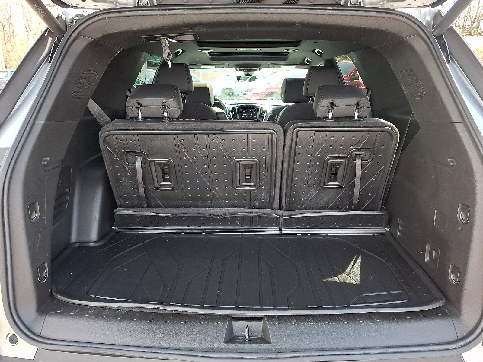 Used 2023 Chevrolet Traverse RS w/ LPO, Floor Liner Package image 31