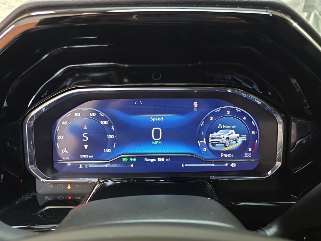 Used 2025 Chevrolet Silverado 2500 LT w/ Z71 Chrome Sport Edition image 27