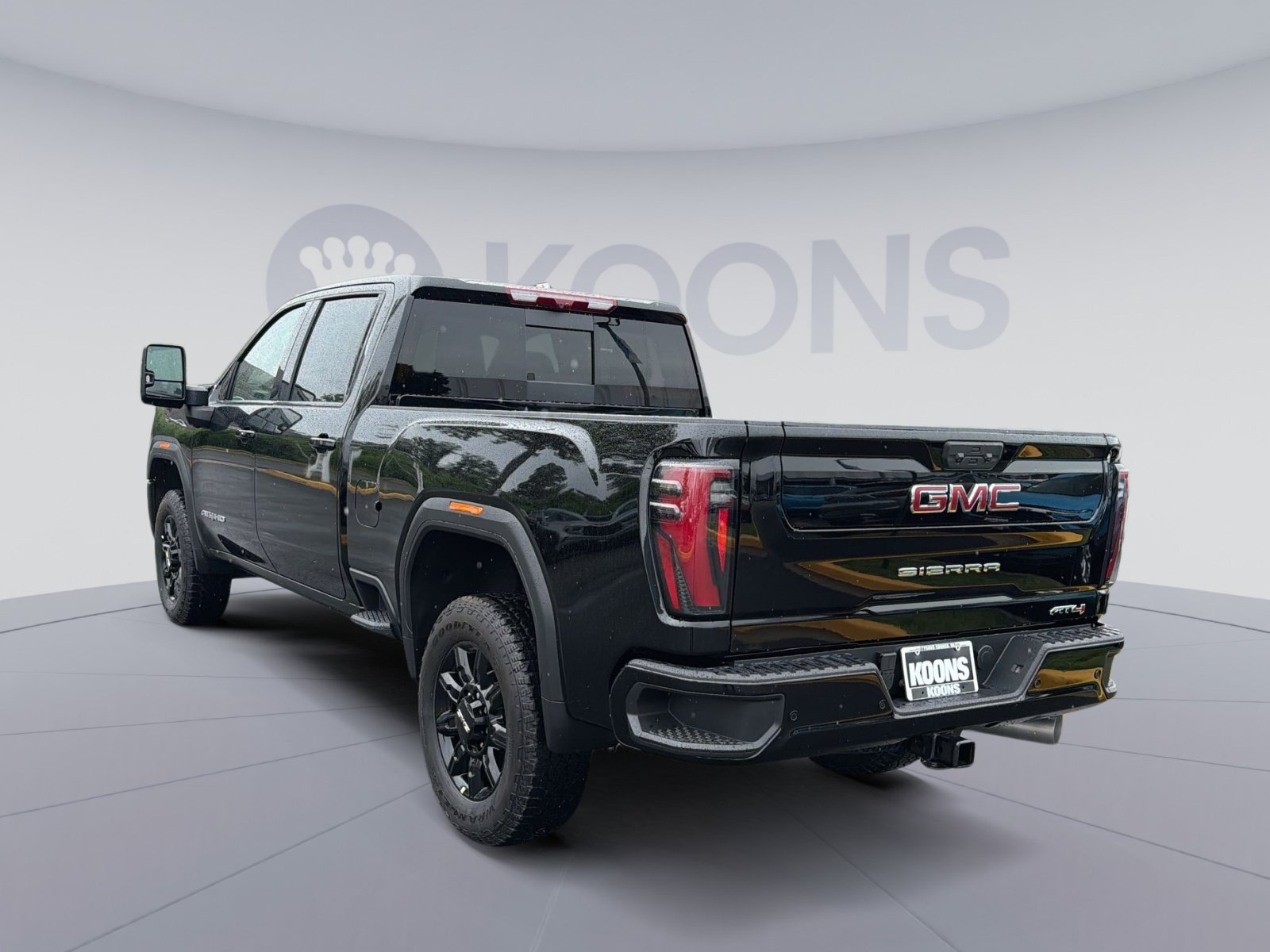 New 2026 GMC Sierra 2500 AT4 w/ Technology Package AWD/4WD image 4