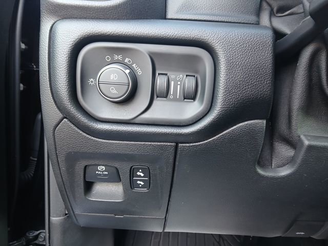 Used 2020 RAM 1500 Laramie image 25