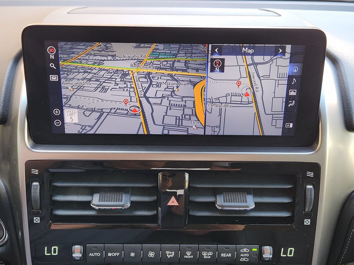 Used 2023 Lexus GX 460 Luxury w/ Accessory Package AWD/4WD image 35