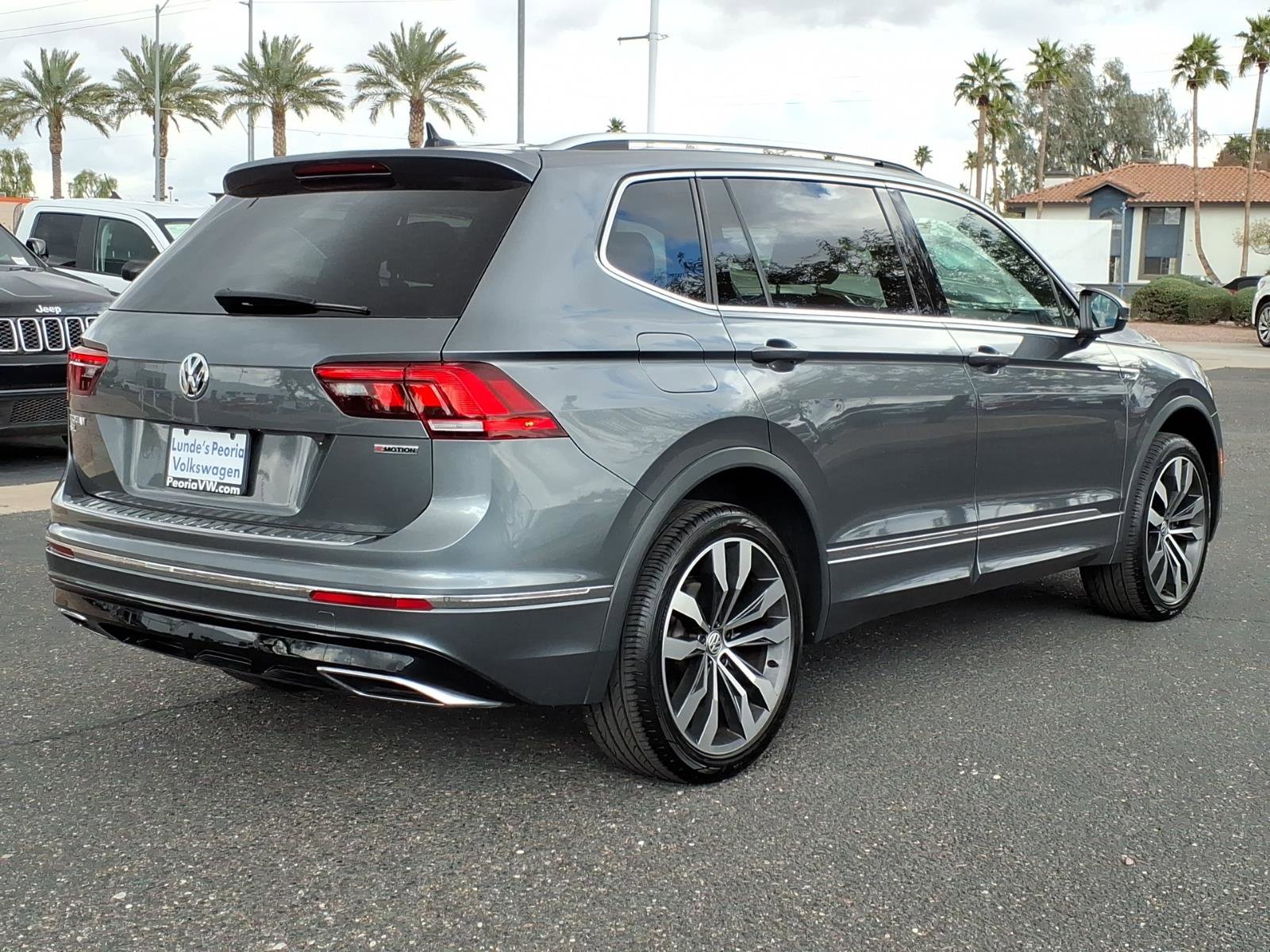 Used 2020 Volkswagen Tiguan SEL Premium R-Line image 7