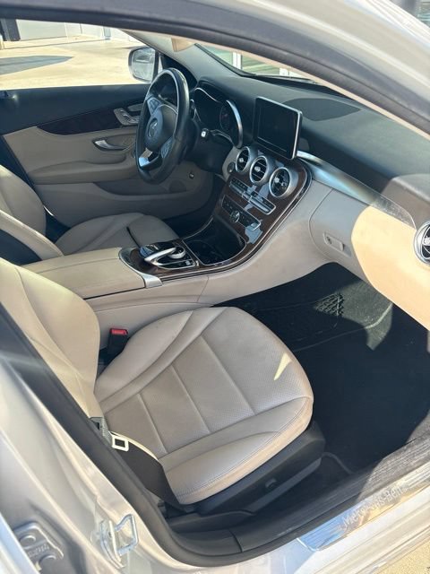 Used 2016 Mercedes-Benz C 300 Sedan image 3