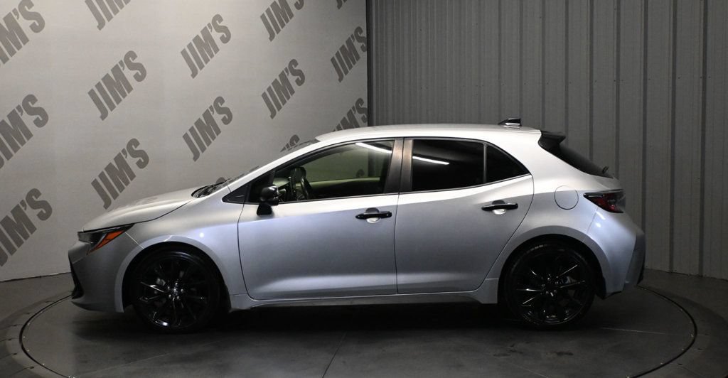 Used 2022 Toyota Corolla SE FWD image 8