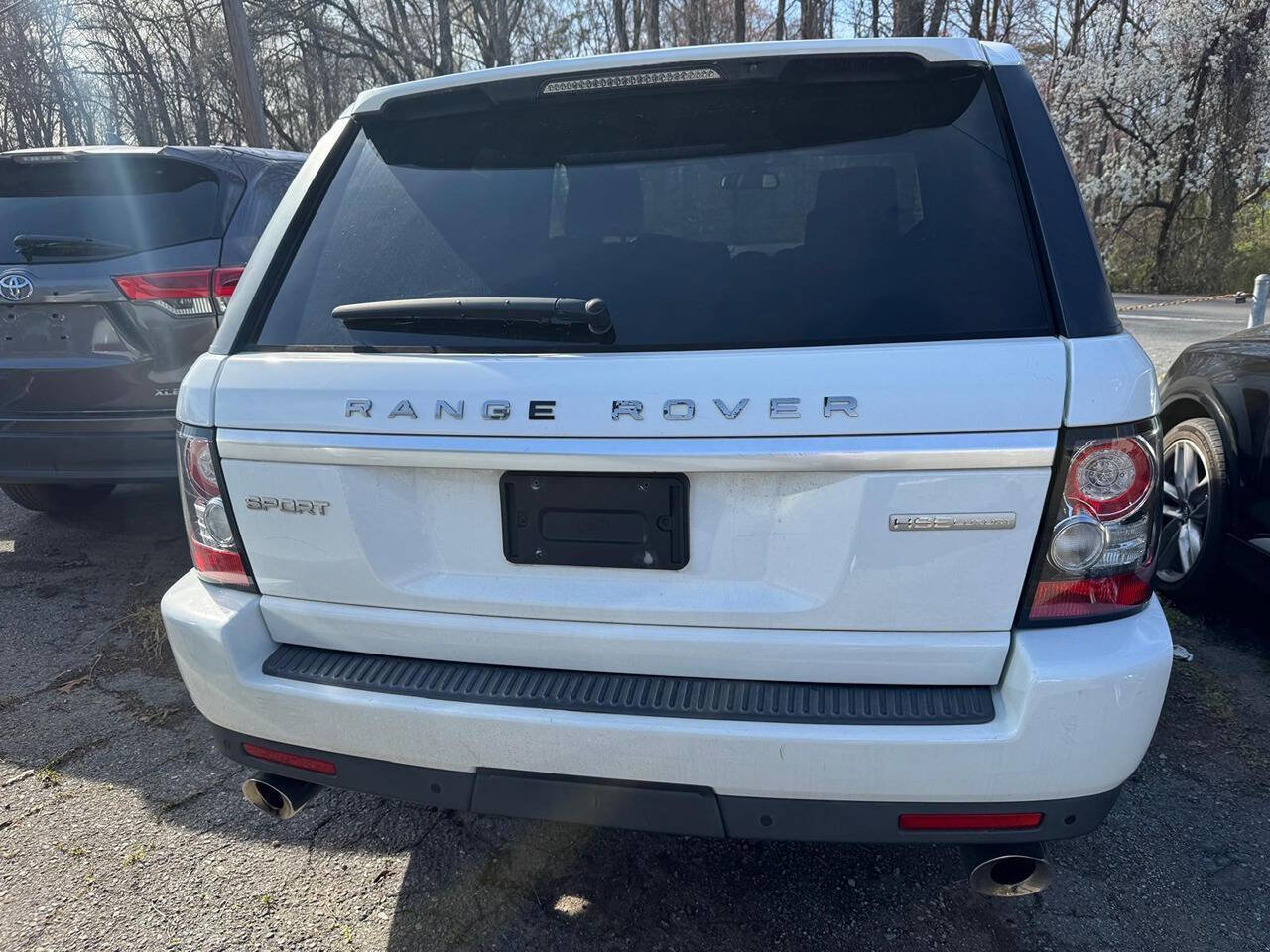 Used 2013 Land Rover Range Rover Sport HSE LUX w/ Luxury Interior Pkg AWD/4WD image 11