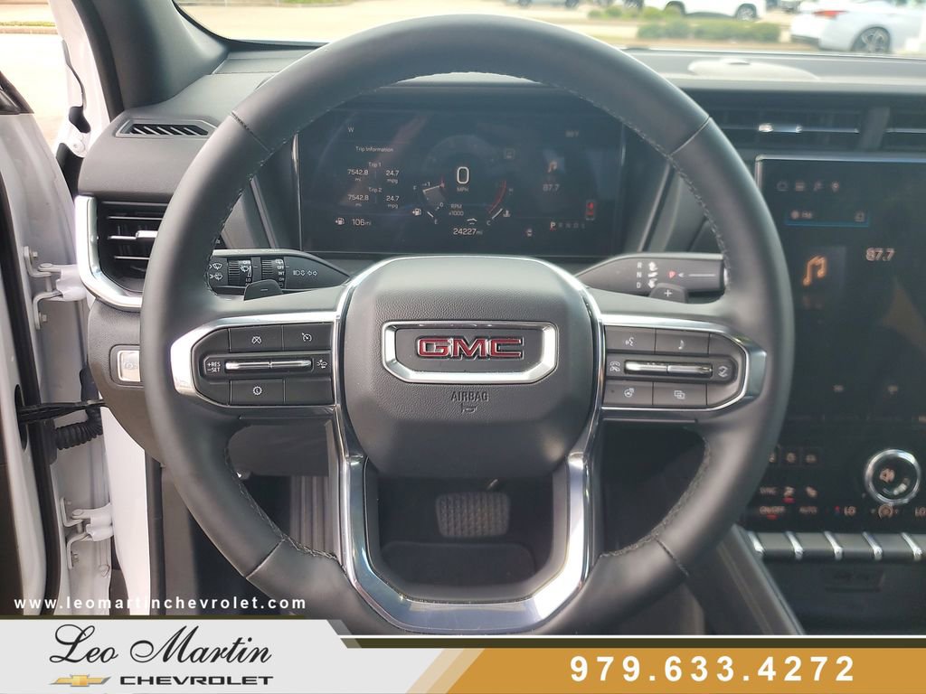 Used 2026 GMC Terrain Elevation w/ Elevation Premium Package FWD image 21