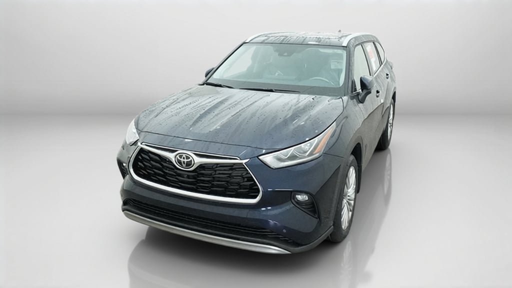 New 2026 Toyota Highlander Platinum AWD/4WD image 11