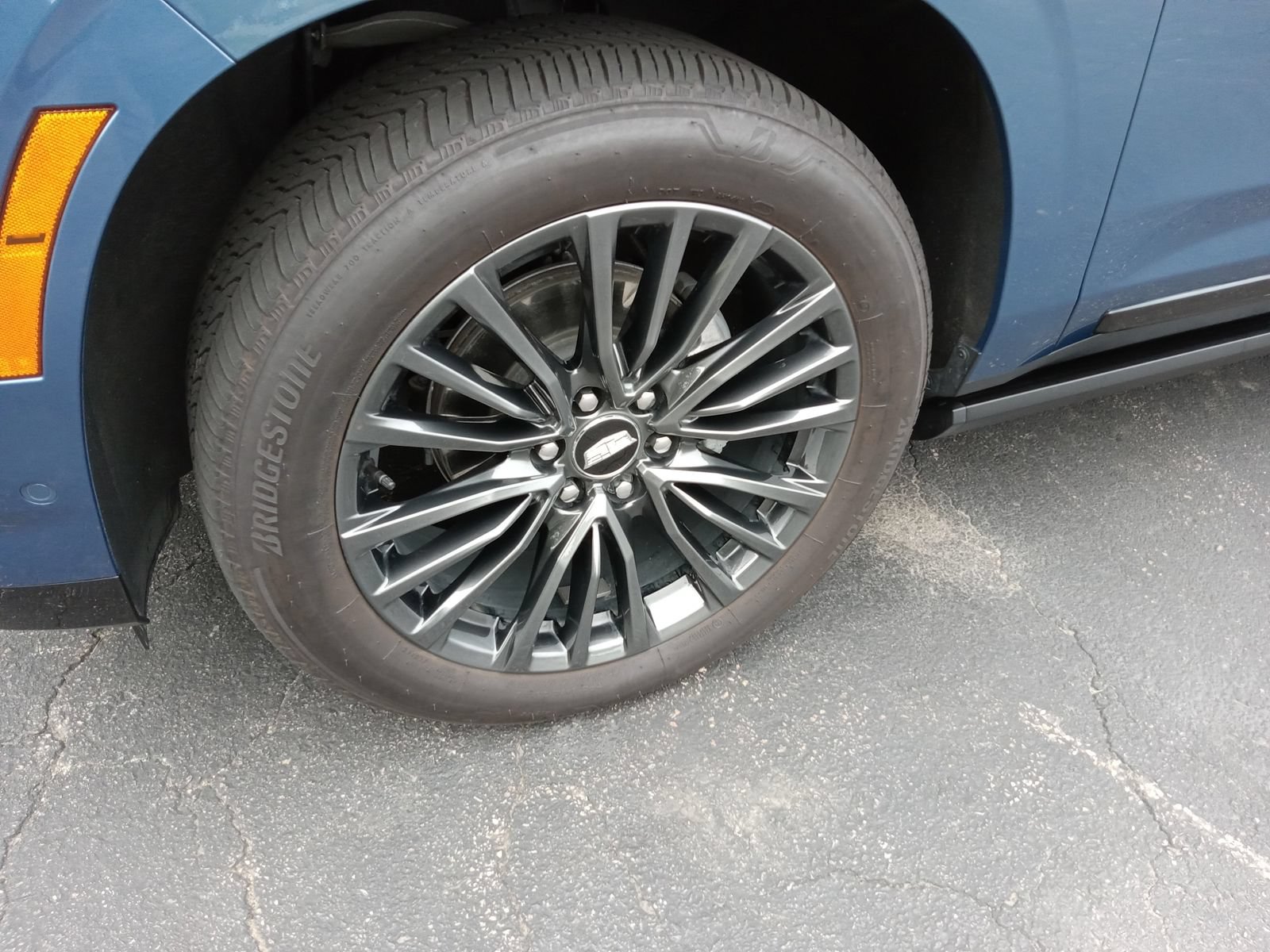 Certified 2026 Cadillac Escalade Platinum Sport AWD/4WD image 7