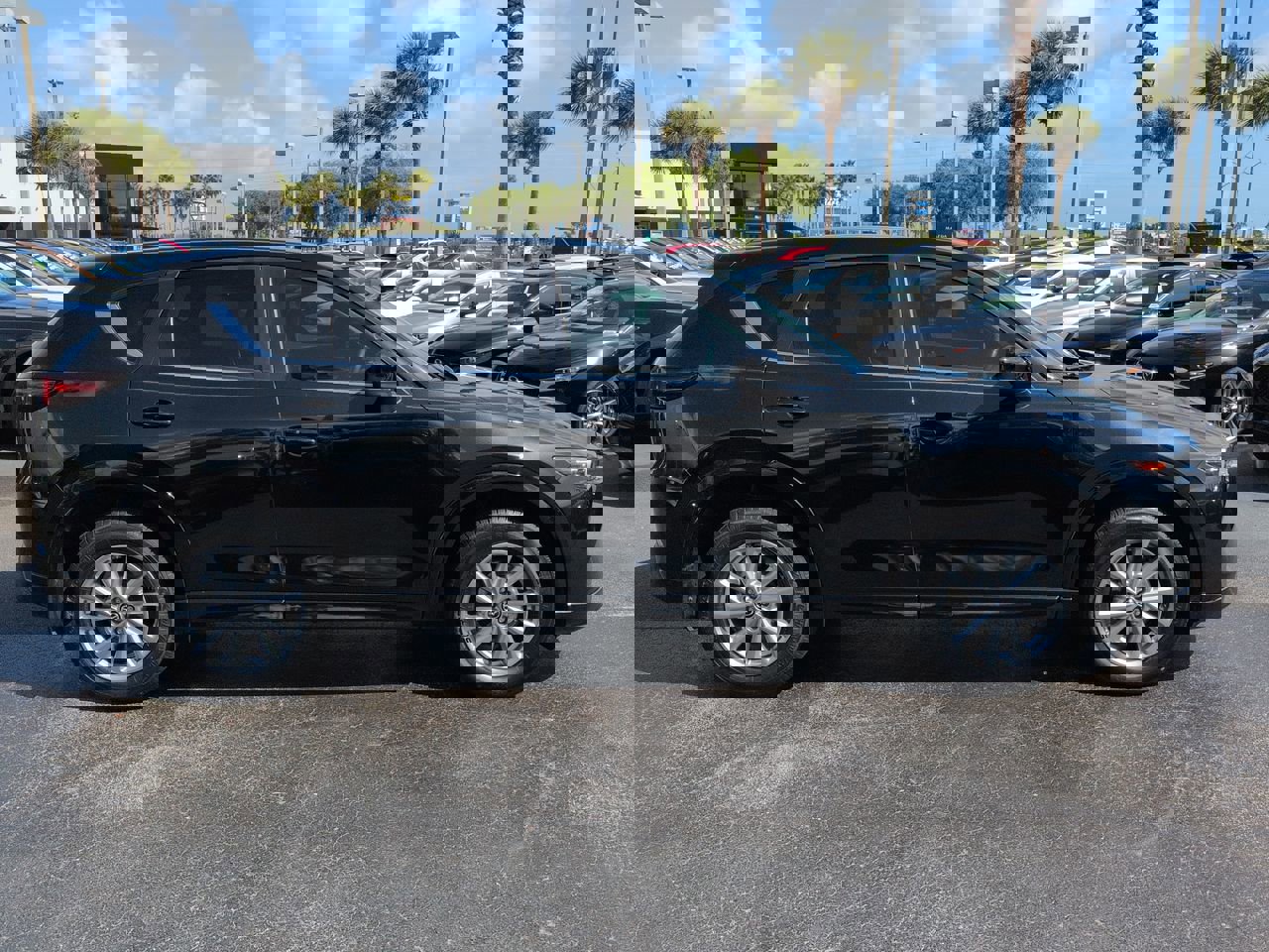 Used 2024 MAZDA CX-5 AWD 2.5 S w/ Preferred Package image 3