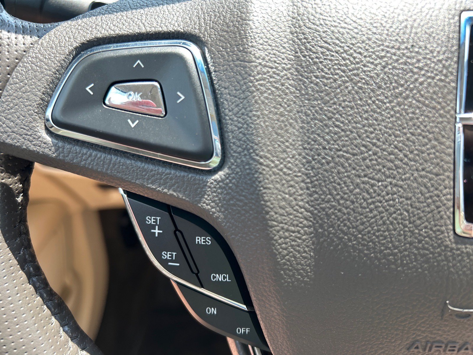 Used 2013 Lincoln MKZ AWD image 22