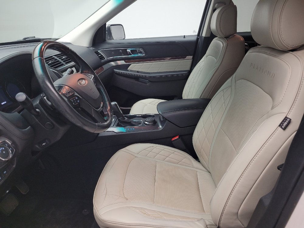 Used 2017 Ford Explorer Platinum AWD/4WD image 17