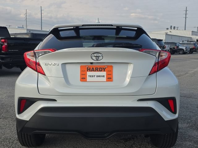 Used 2021 Toyota C-HR LE FWD image 4
