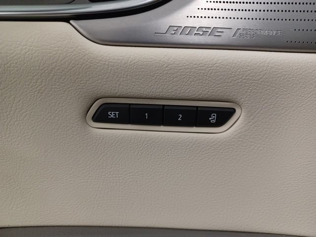 Used 2023 Cadillac XT5 Premium Luxury FWD image 15