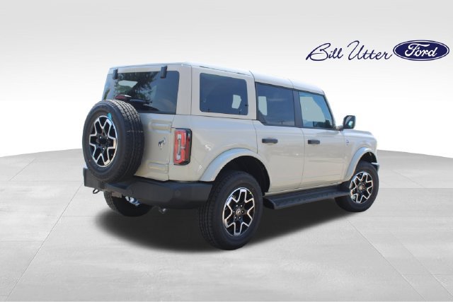 New 2026 Ford Bronco Outer Banks AWD/4WD image 3