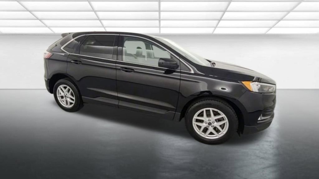 Used 2022 Ford Edge SEL w/ Convenience Package image 9