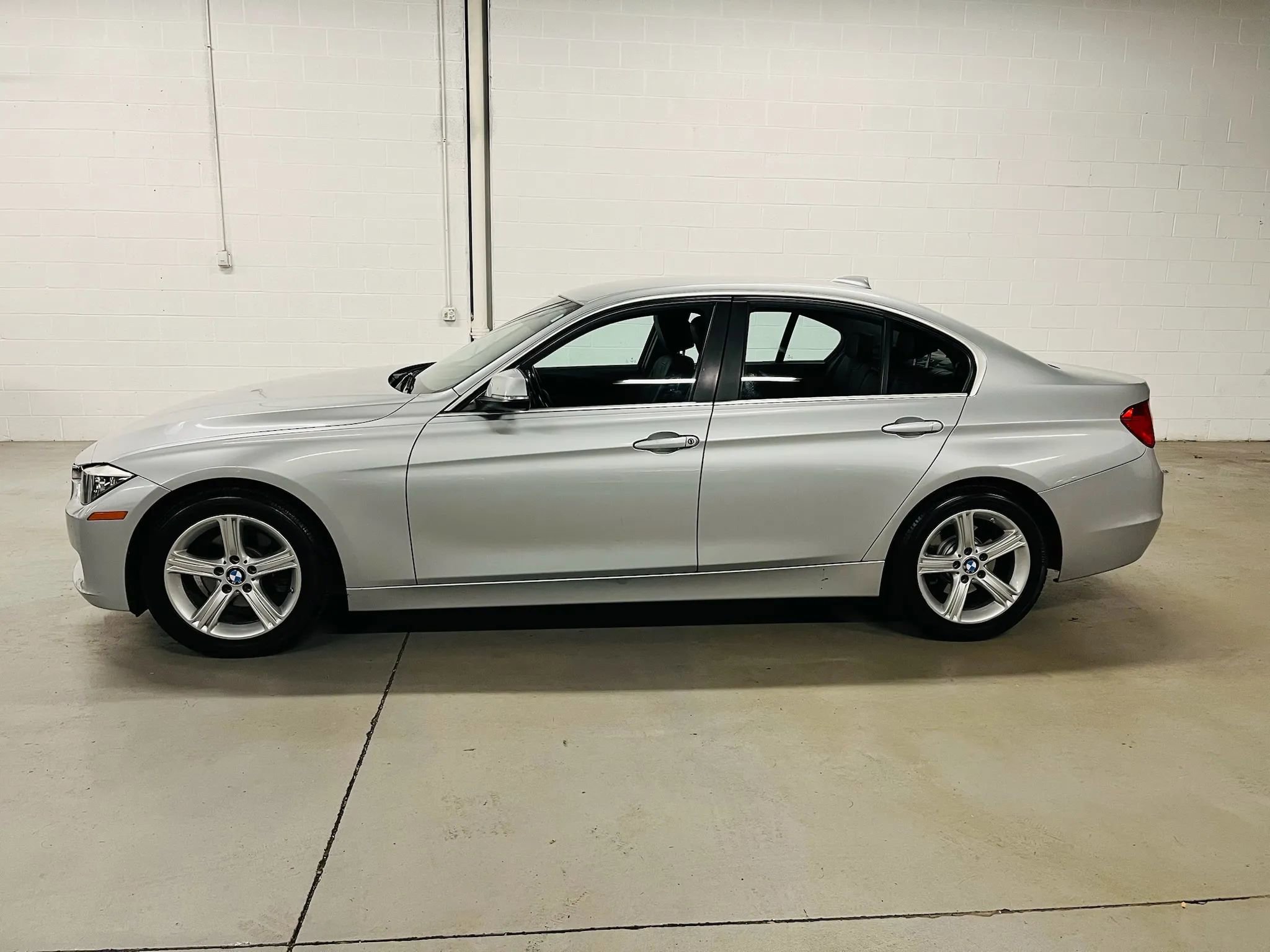 Used 2015 BMW 328i Sedan image 5