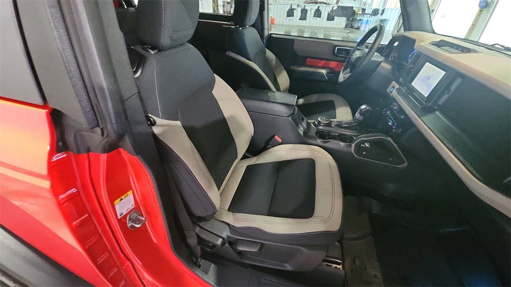 Used 2023 Ford Bronco Big Bend image 28