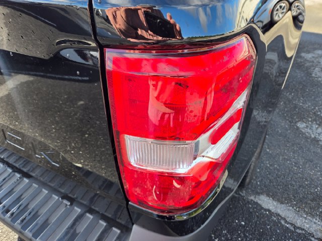 Used 2025 Ford Maverick XLT w/ Equipment Group 301A AWD/4WD image 16