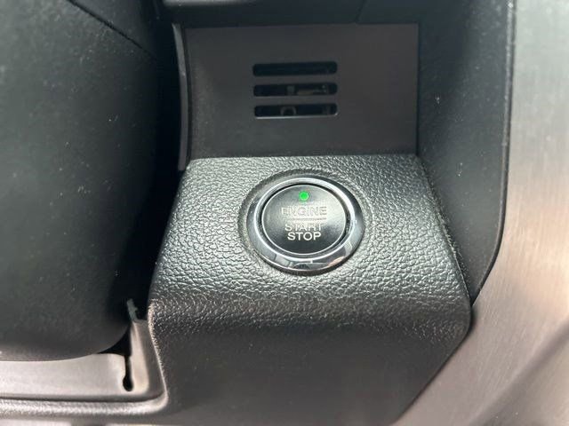 Used 2015 Ford F150 Platinum w/ Equipment Group 701A Luxury image 20