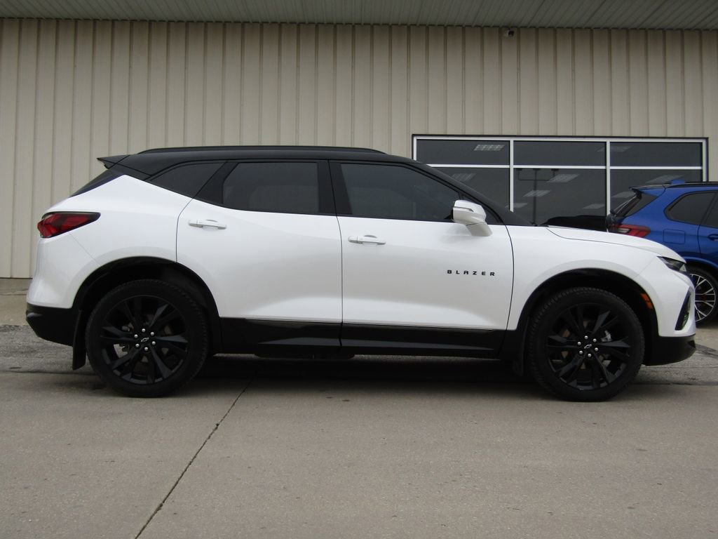 Used 2022 Chevrolet Blazer RS AWD/4WD image 2