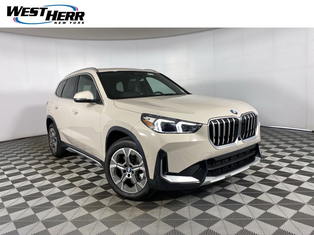 New 2026 BMW X1 xDrive28i w/ Technology Package image 1