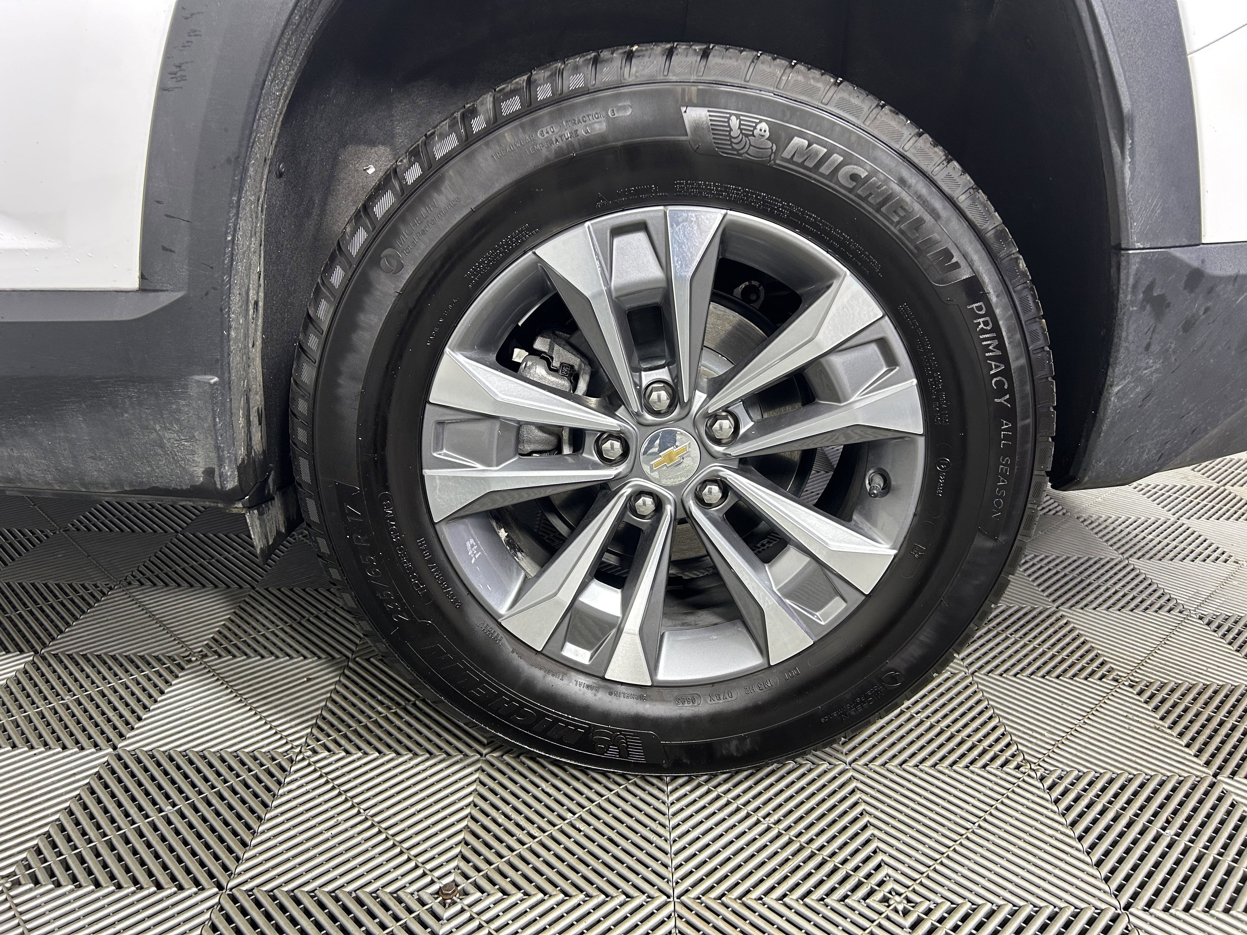 Used 2025 Chevrolet Equinox LT image 31