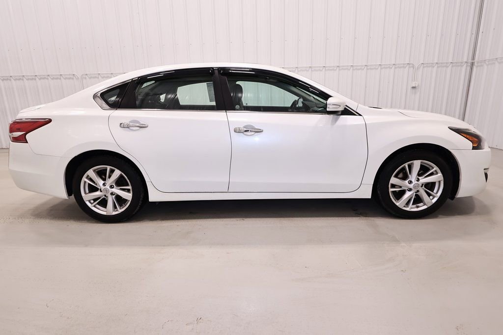 Used 2013 Nissan Altima 2.5 SL image 2