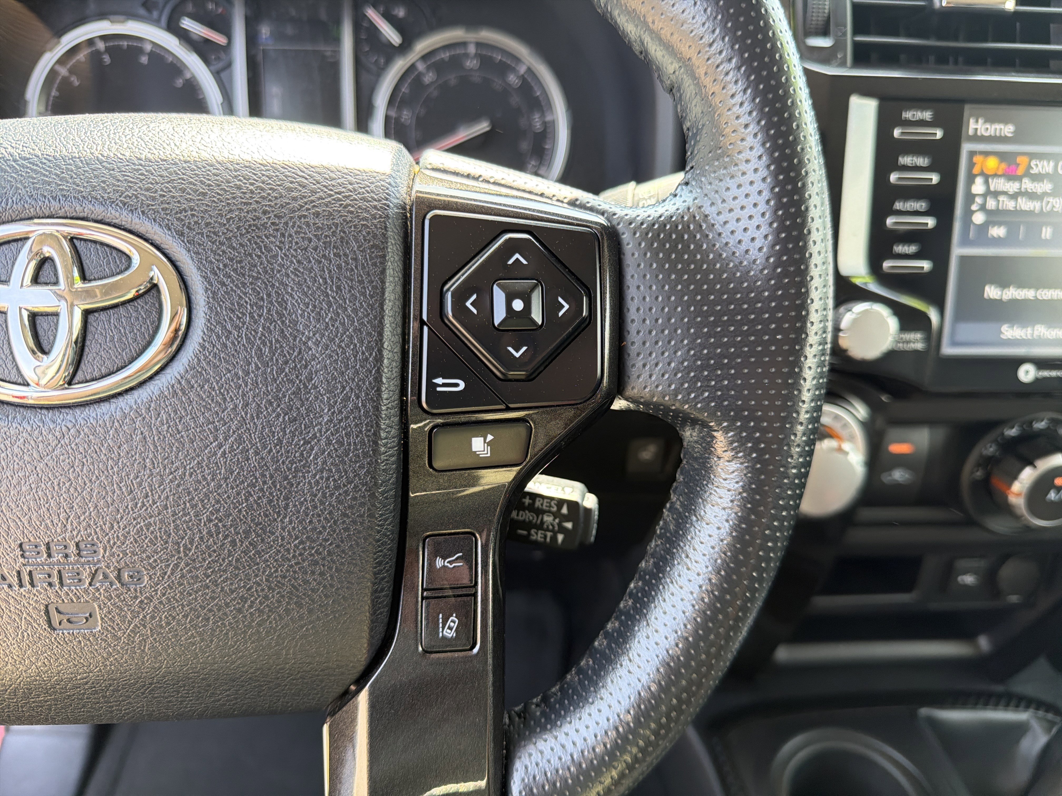 Certified 2024 Toyota 4Runner TRD Off-Road Premium image 11