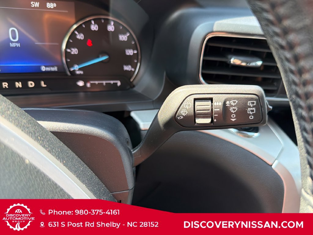 Used 2022 Ford Explorer XLT w/ Equipment Group 202A AWD/4WD image 23
