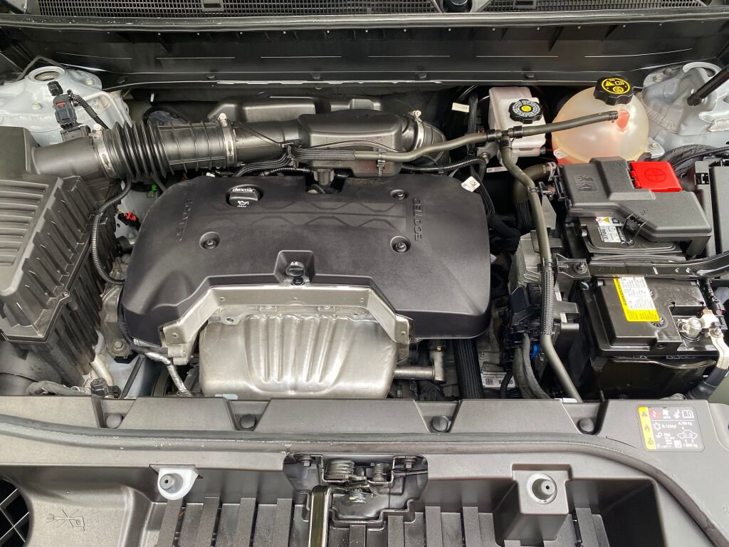 Used 2021 GMC Acadia SLE w/ Driver Convenience Package image 24