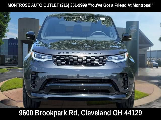 New 2024 Land Rover Discovery Dynamic SE AWD/4WD image 9