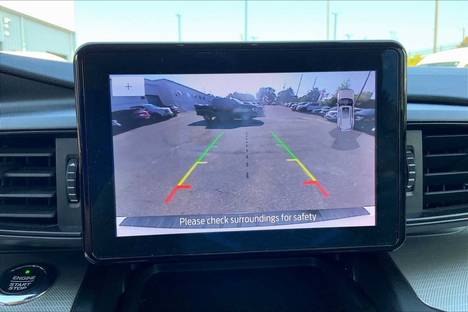 Used 2020 Ford Explorer XLT RWD image 28