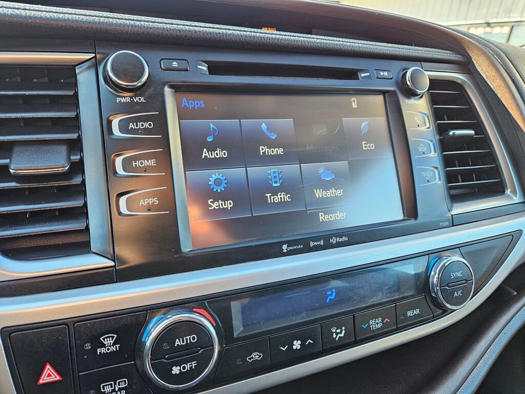 Used 2016 Toyota Highlander Plus image 8