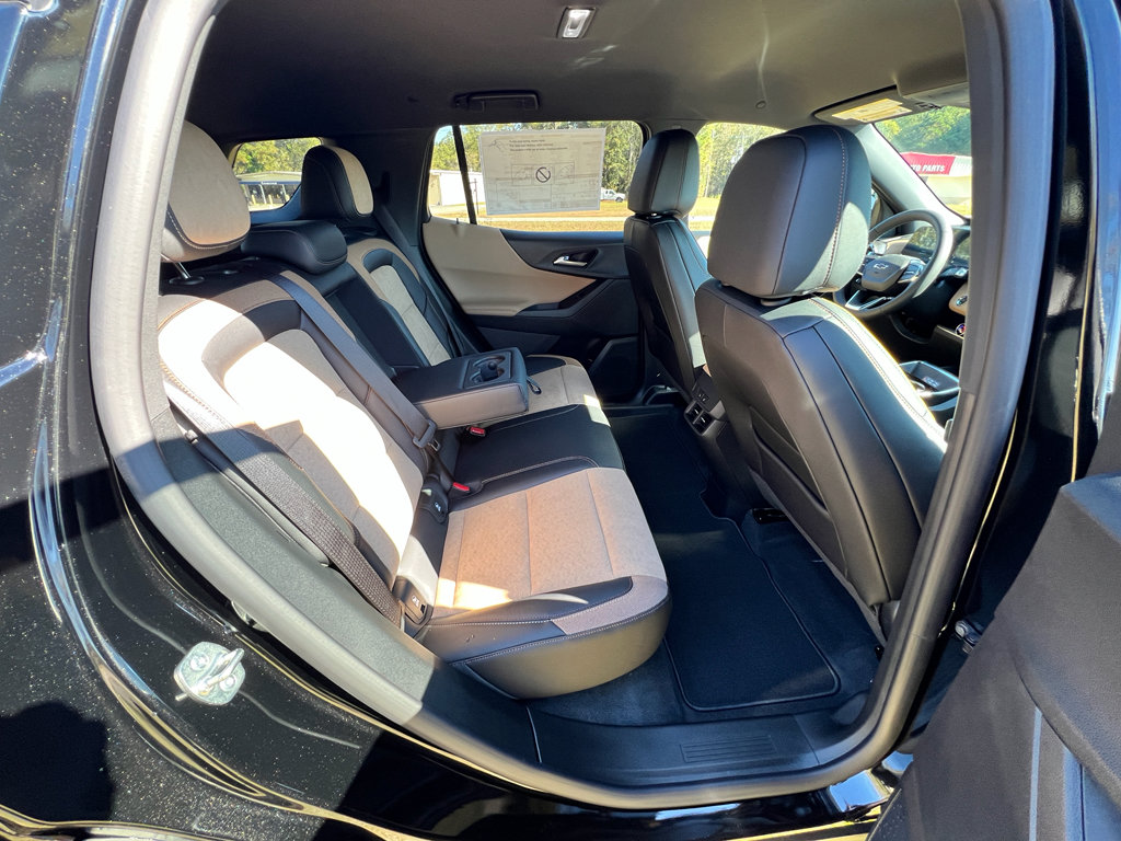 New 2026 Chevrolet Equinox ACTIV w/ Convenience Package III image 11