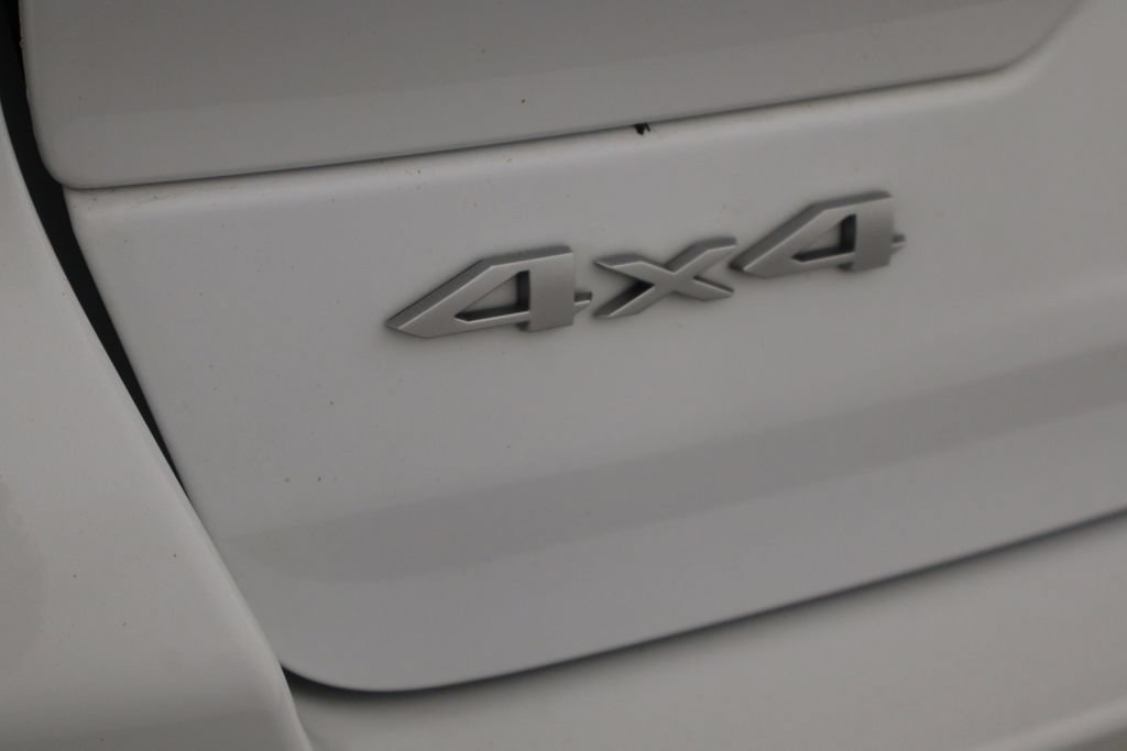 Used 2025 Jeep Grand Cherokee Laredo w/ Luxury Tech Group I AWD/4WD image 37