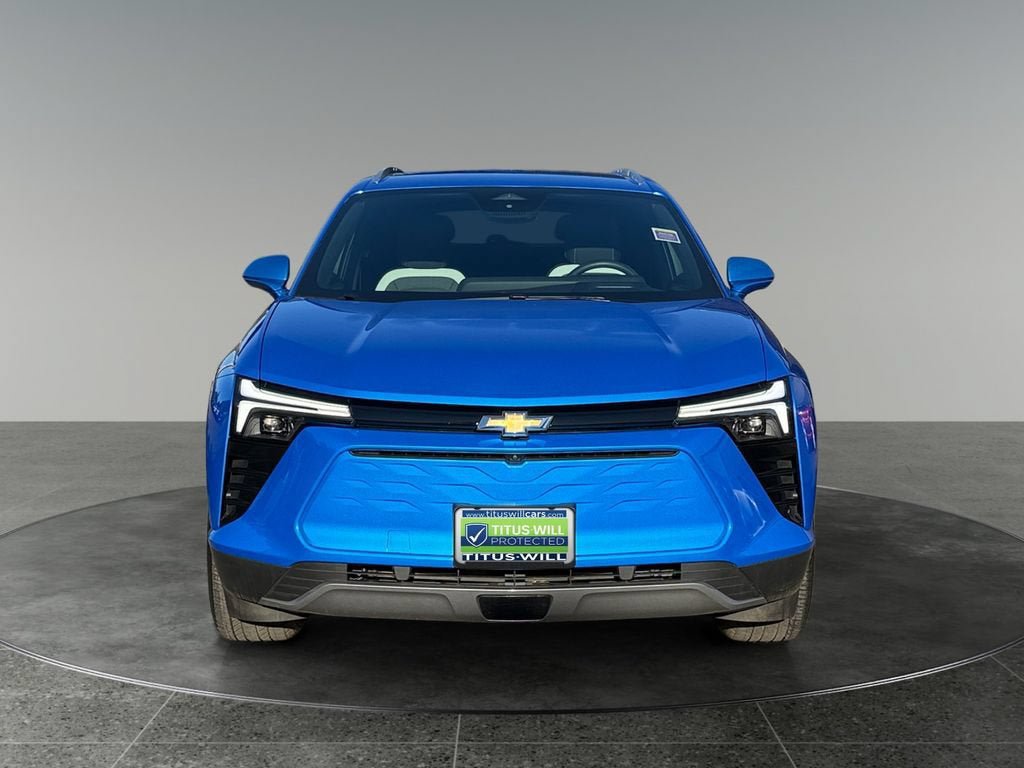 Used 2024 Chevrolet Blazer EV LT AWD/4WD image 2