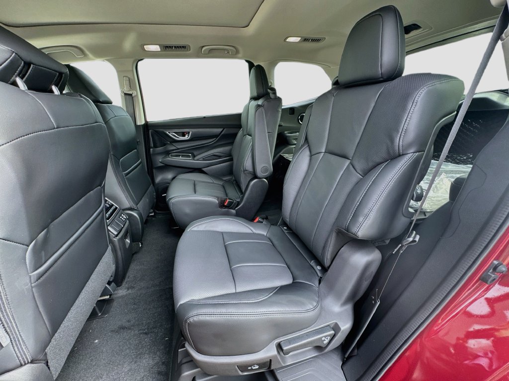 Used 2026 Subaru Ascent Limited AWD/4WD image 30