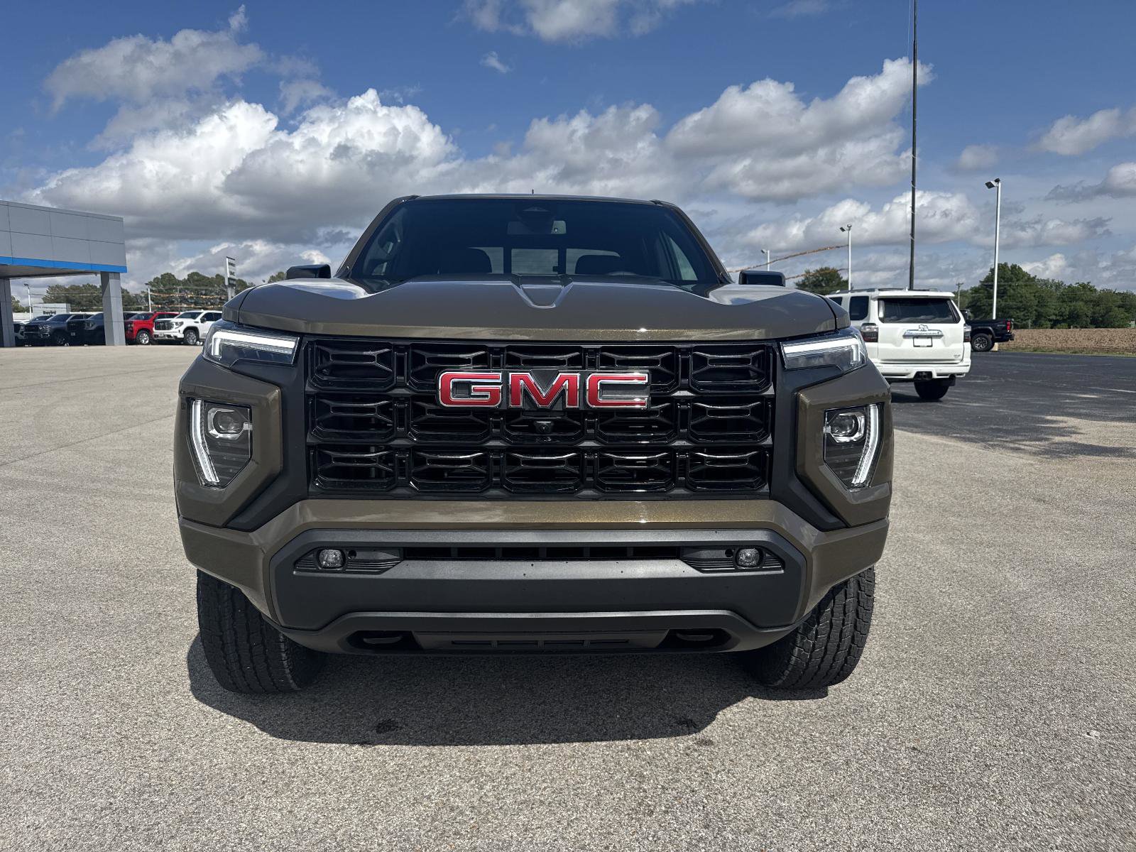 New 2025 GMC Canyon Elevation w/ Convenience Package image 9