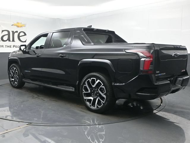 Used 2024 Chevrolet Silverado EV RST AWD/4WD image 35