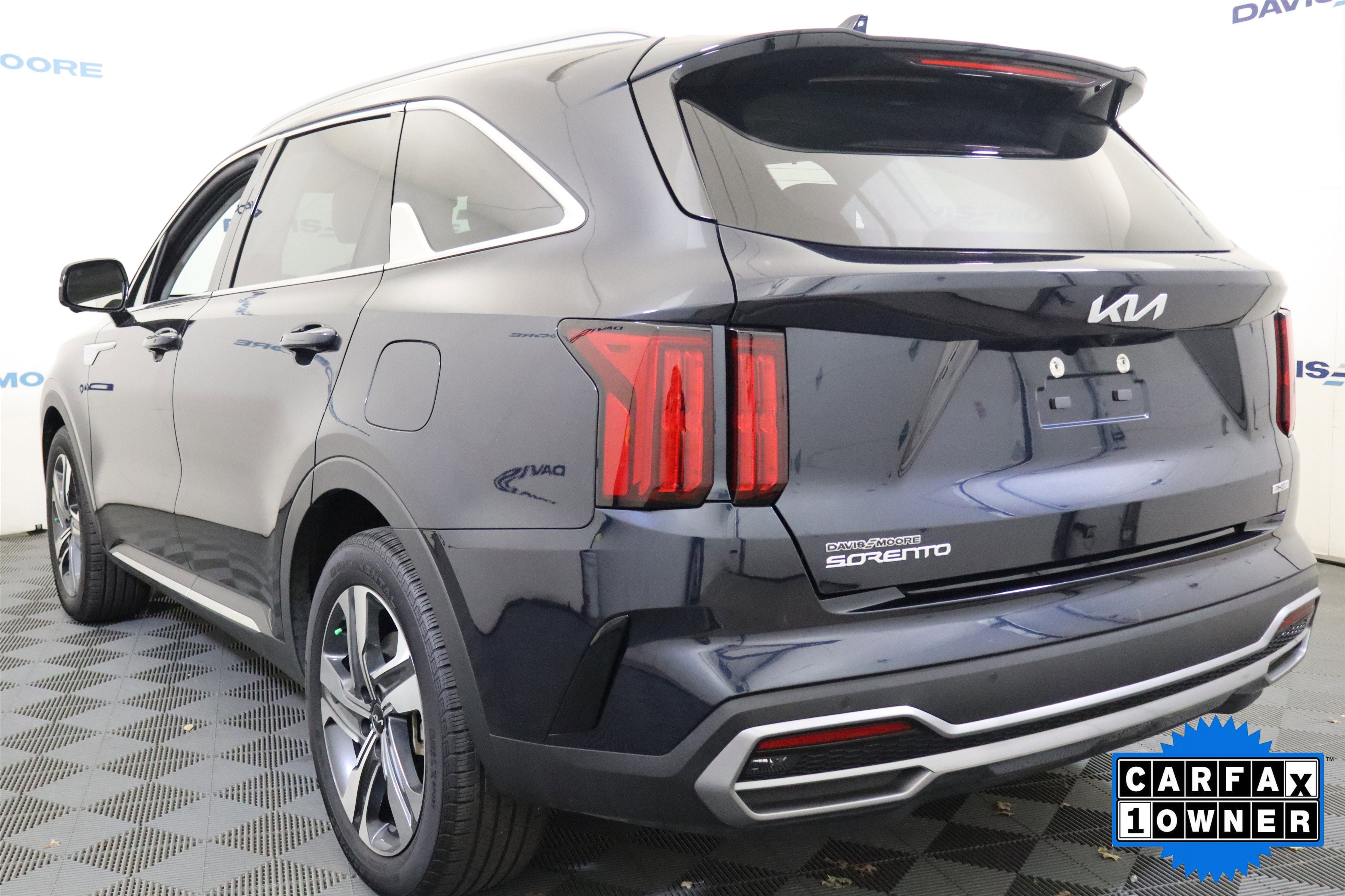 Used 2024 Kia Sorento SX Prestige image 9