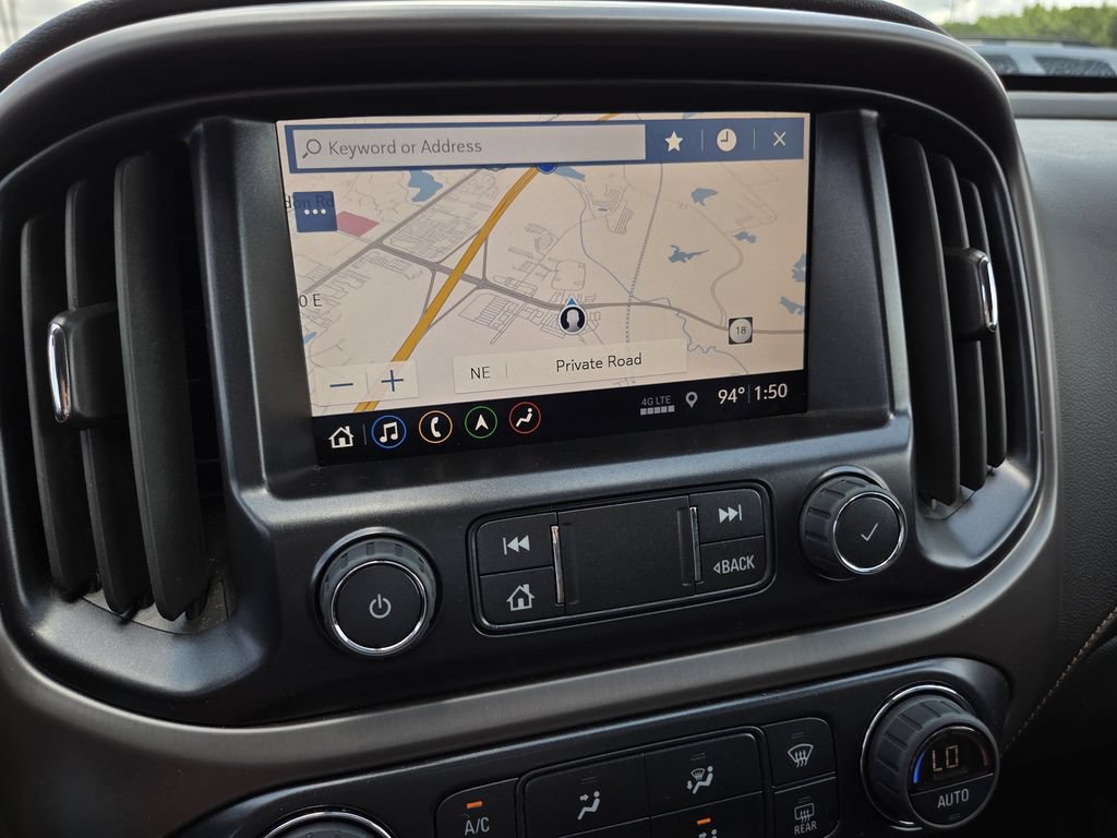 Used 2022 GMC Canyon AT4 w/ Trailering Package AWD/4WD image 10