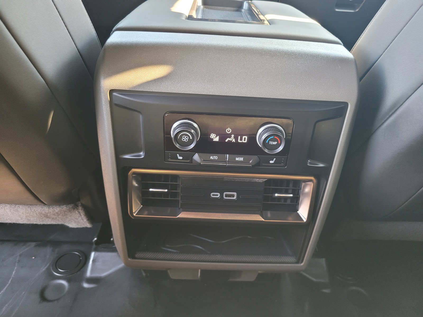 Used 2024 GMC Hummer EV 2X w/ Extreme Off-Road Package AWD/4WD image 14