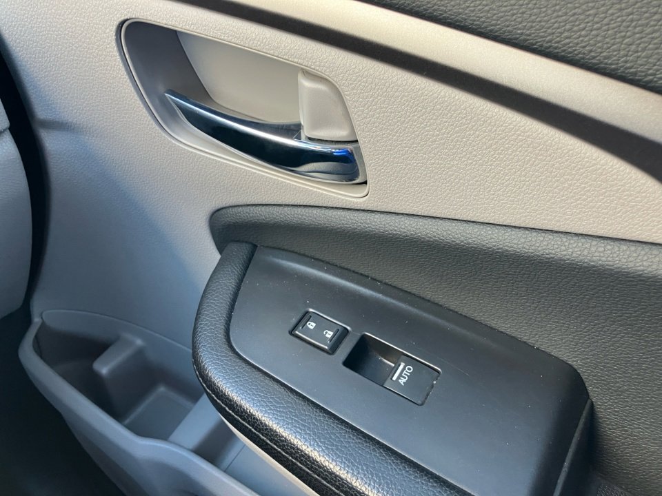 Used 2018 Honda Pilot LX image 35