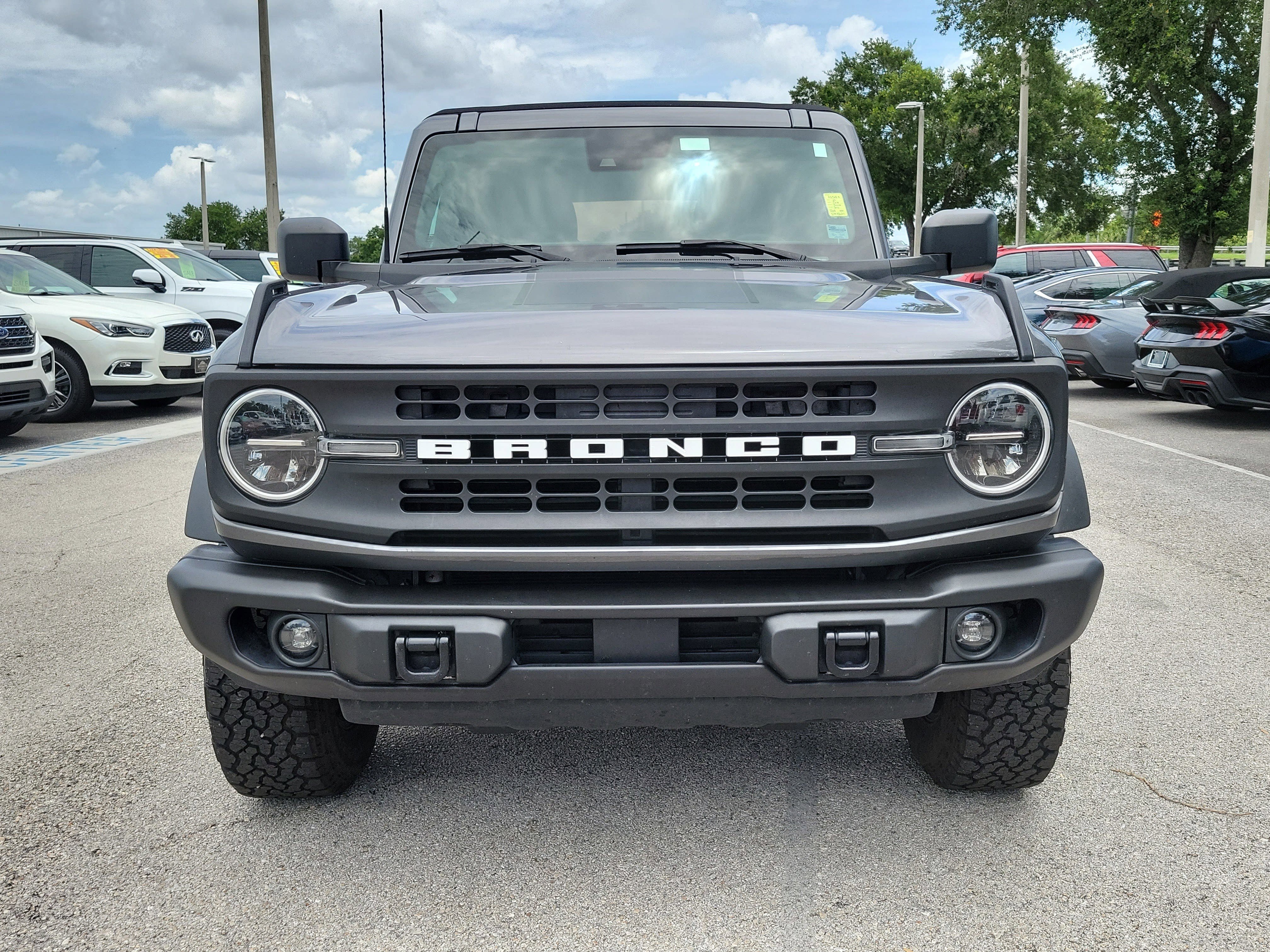 Certified 2023 Ford Bronco Black Diamond AWD/4WD image 2