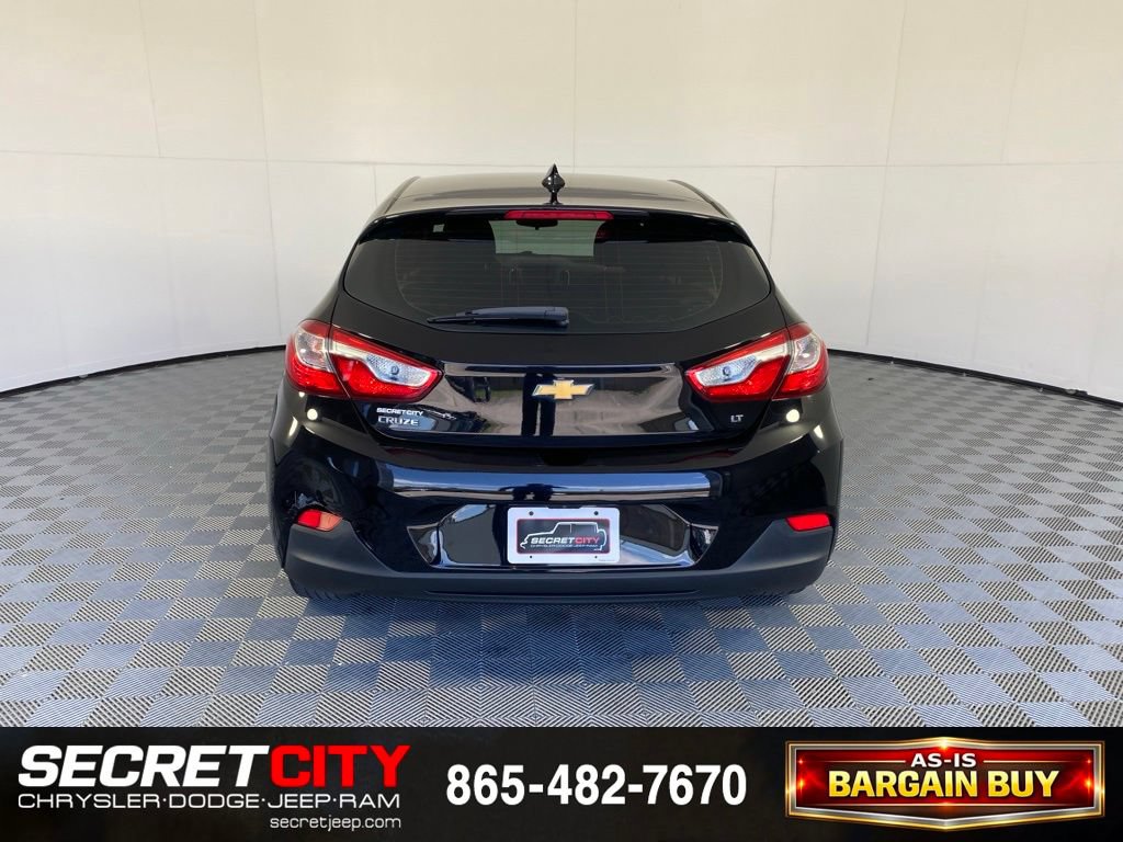 Used 2018 Chevrolet Cruze LT w/ Convenience Package FWD image 6
