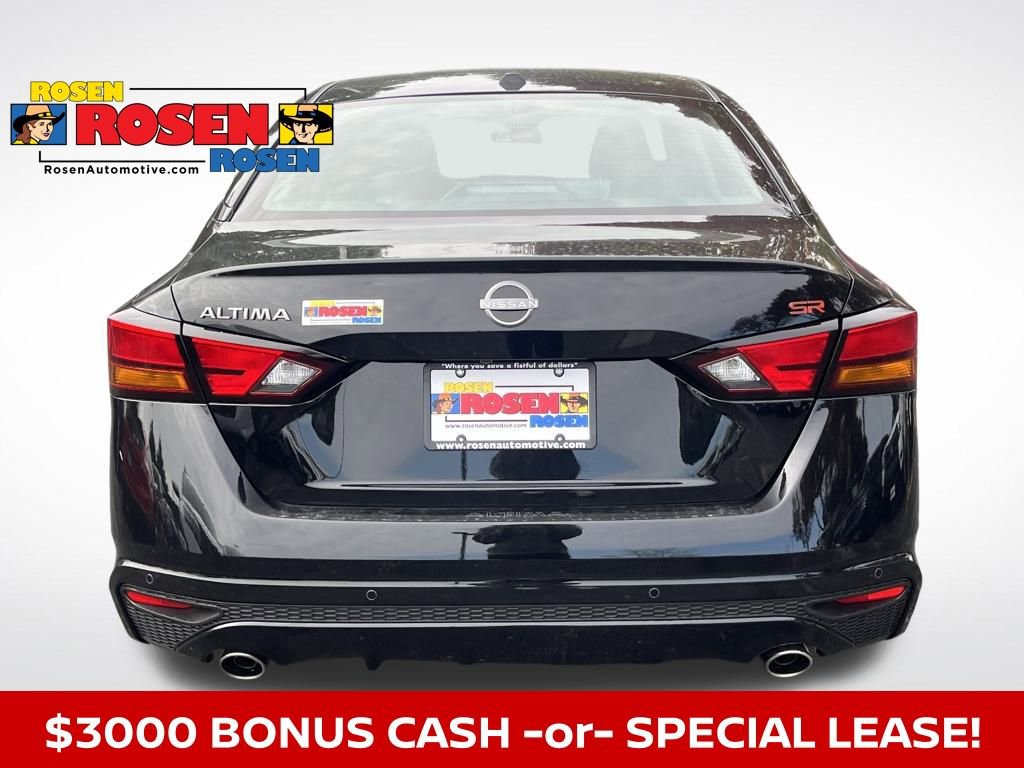 New 2025 Nissan Altima 2.5 SR w/ SR Premium Package image 4