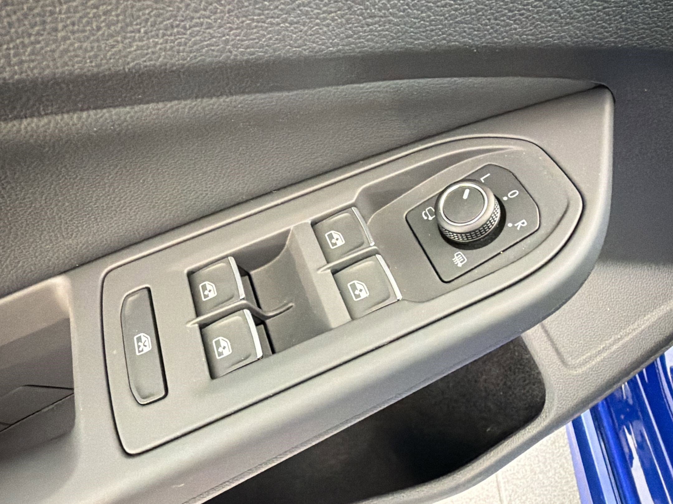 New 2026 Volkswagen Golf AWD/4WD image 13