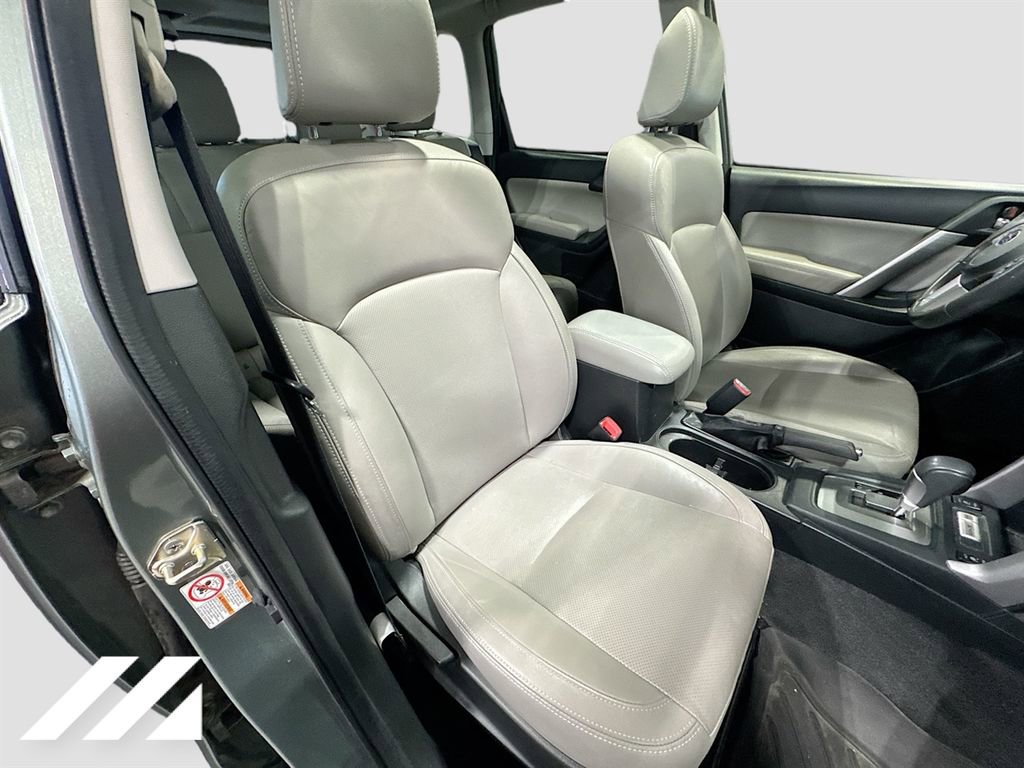 Used 2017 Subaru Forester 2.5i Limited w/ Popular Package #2 image 29